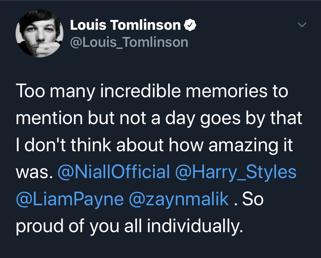1D_alwaysssFans's tweet photo. CRYING SO HARD!!!! @Louis_Tomlinson #DIRECTIONERSBREAKTHEINTERNET #23dejulio #onedirection10years #10YearsOfOneDirection #18MonthsMyAss https://t.co/dxtjpITEF2