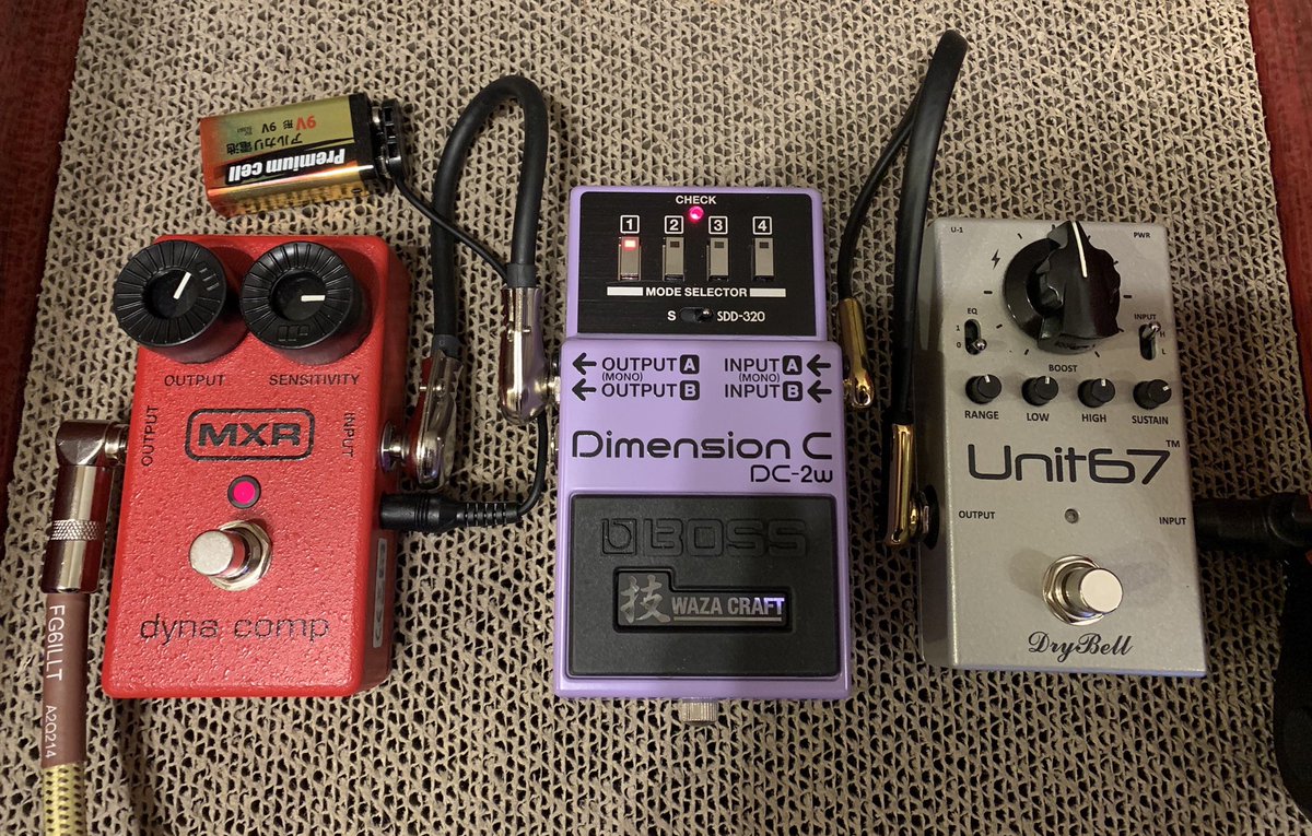 moonsault_ope's tweet photo. エフェクターボードもどき🙃
unit67→dc-2w→DynaComp
基本歪みなしで往年のフュージョンなんでこれで
unit67は歪みもいけますfromCroatia😊
#drybell #unit67 #dc2w #dynacomp https://t.co/XUYVFdpoSj