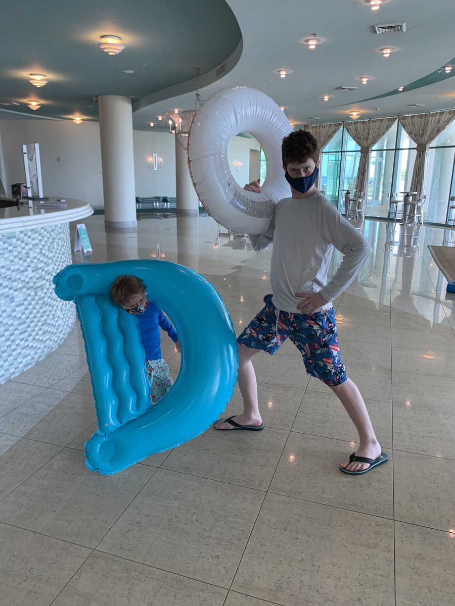 615tiffany2's tweet photo. The newest way to vacay https://t.co/U122MSxHAd
