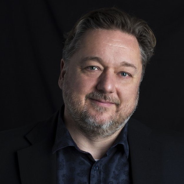 BritBeerBreaks's tweet image. Searching for a definition in his new book, @petebrownbeer comes up with 4 attributes on which we might "rebuild our ideas of craft beer”. It’s not all malt and hops, there’s fingernails and linguistics too. Read our review by signing up for our newsletter eepurl.com/gZ5BH9