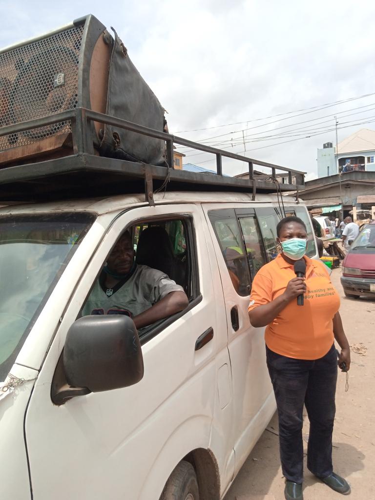 Mamateeonly's tweet photo. Sensitisation in COVID 19 round Mushin community continues. 
@Day 1 Our team visited odo Eran market, itire and environs. 
Day 2 met us at Sarkin Hausawas palace ,idi araba and environs
We were at Any plank market and environs on day 3.
LSMOH, UNICEF, HEALTH EDUCATION OFFICER . https://t.co/aopBPlxsCp