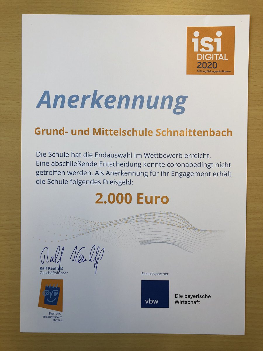 MiBerg21's tweet photo. Soll ich euch was sagen, Kollegen im #twitterlehrerzimmer?
Corona ist Mist.
#isiDIGITAL #isiDIGITAL2020 https://t.co/qFgfumgWGB