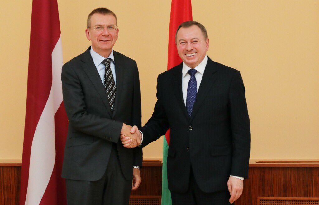 Завтра состоится рабочий визит главы МИД 🇧🇾 #Макея в Латвию. Запланированы переговоры с коллегой <a href="/edgarsrinkevics/">Edgars Rinkēvičs</a>  

Для представителей СМИ в аккаунте МИД в Instagram <a href="/belarusmfa/">Belarus MFA 🇧🇾</a> в 12:45 по Минску (ориентировочно) будет доступна онлайн-трансляция подхода глав МИД 🇧🇾 и 🇱🇻 к прессе