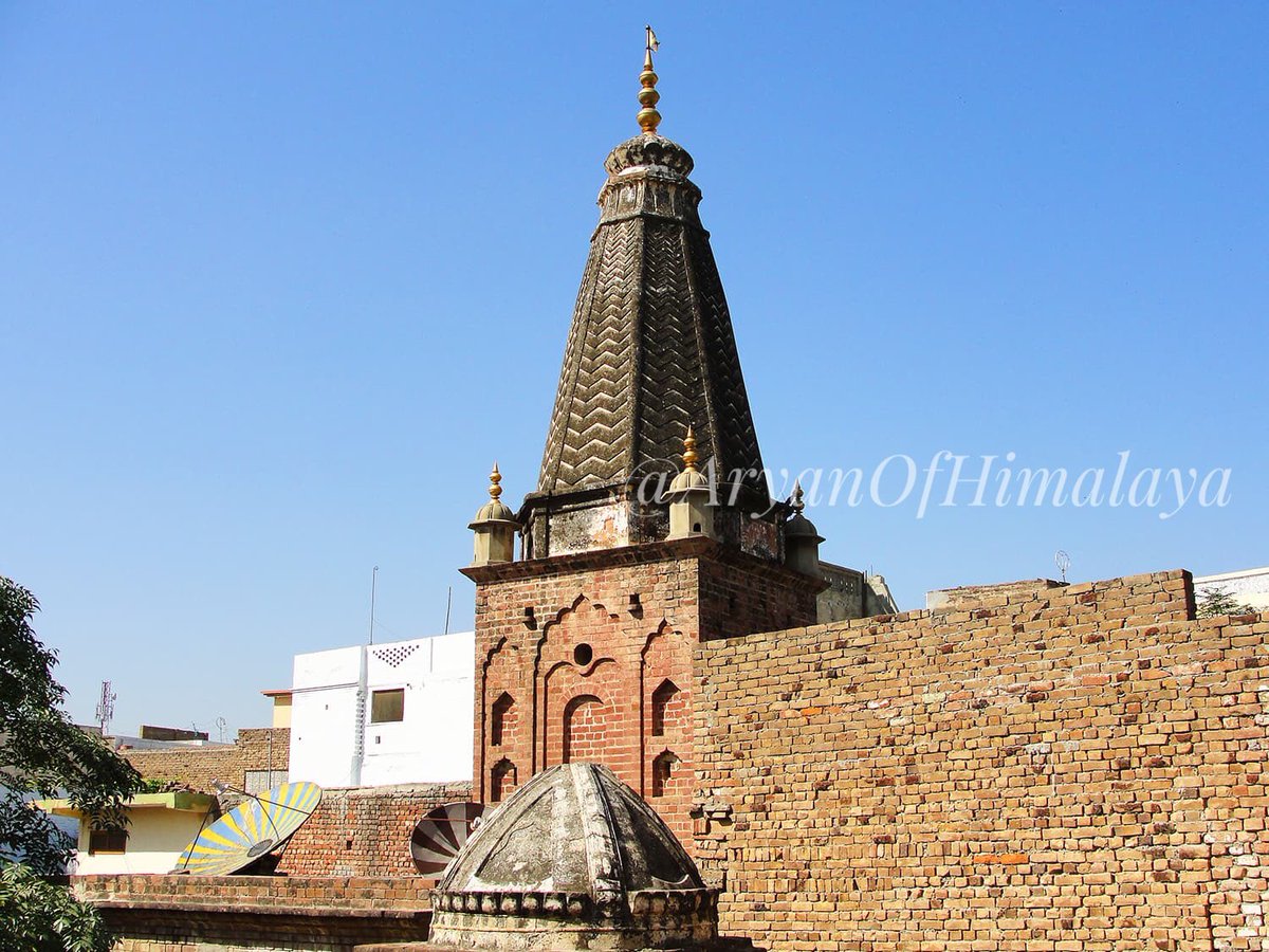 63•An old abandoned Hindu temple in Hazro, Attock, Pakistan.Now converted into residential building!Before partition Hazro was Hindu dominated town in Attock with 70% of Hindu population. After partition only few were migrated to India and remaining embraced Islam.