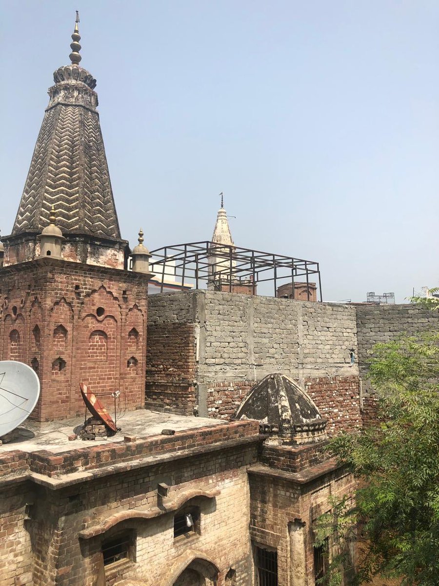 63•An old abandoned Hindu temple in Hazro, Attock, Pakistan.Now converted into residential building!Before partition Hazro was Hindu dominated town in Attock with 70% of Hindu population. After partition only few were migrated to India and remaining embraced Islam.