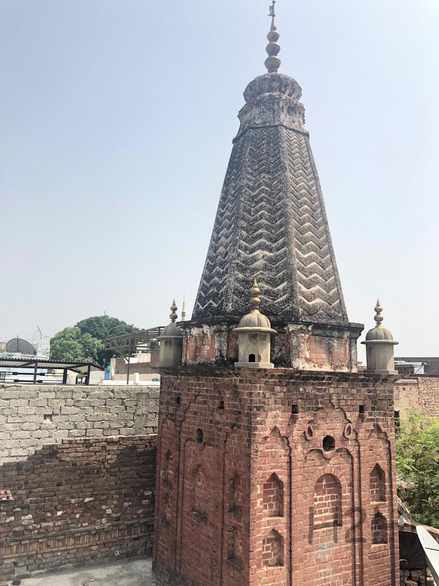 63•An old abandoned Hindu temple in Hazro, Attock, Pakistan.Now converted into residential building!Before partition Hazro was Hindu dominated town in Attock with 70% of Hindu population. After partition only few were migrated to India and remaining embraced Islam.