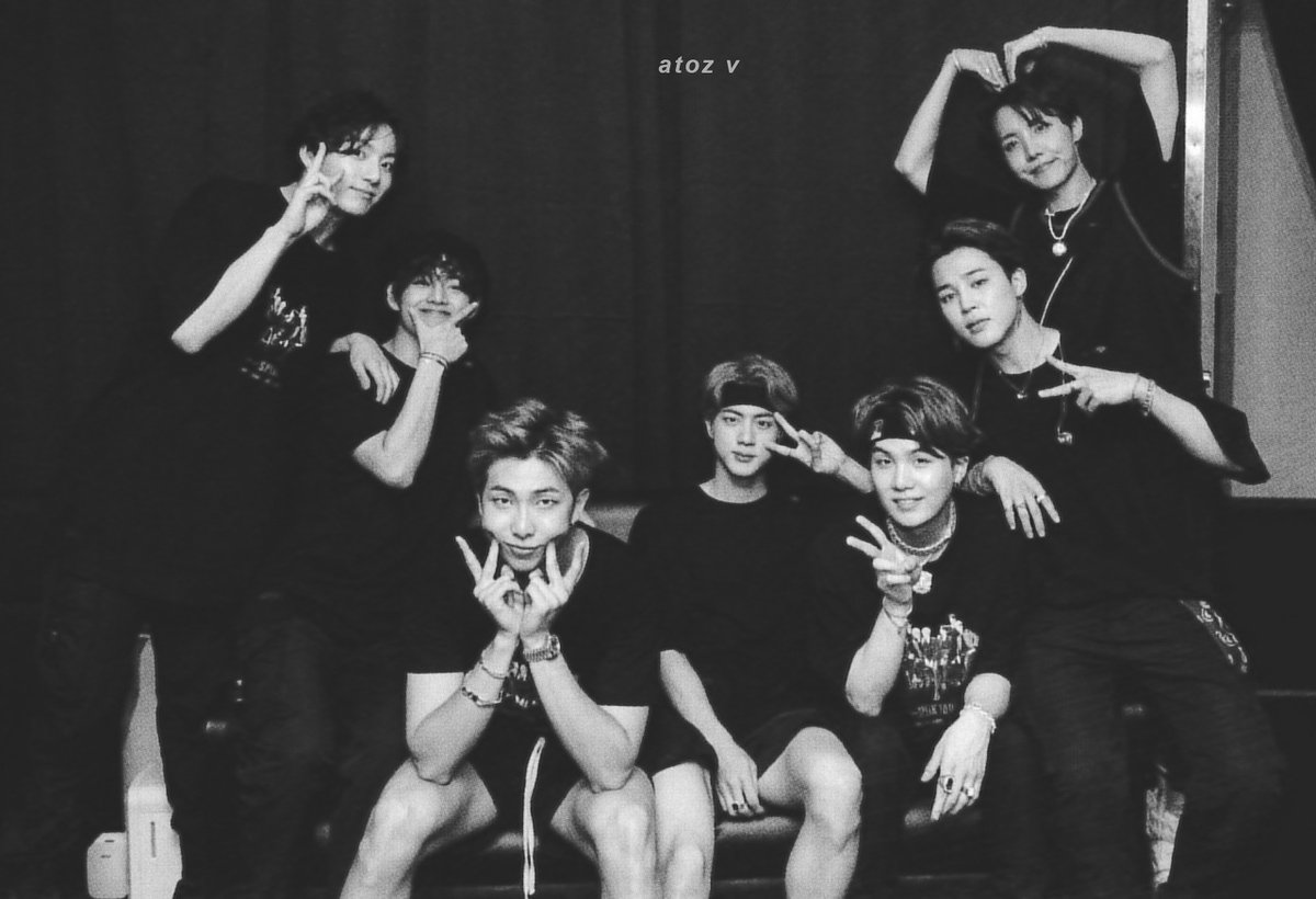 Jul__bts's tweet photo. BTS PRAVED THE WAY 
FIGHTING ARMY .
I PURPLE YOU 💜💜
#BTSPavedTheWay 
#BTSPavedTheirOwnWay 
#BANGTANKINGS https://t.co/jFslxglDR6