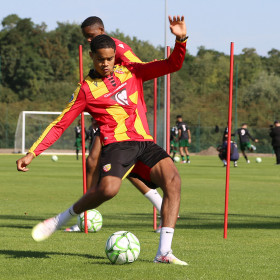 Le Peuple Lensois tweet media