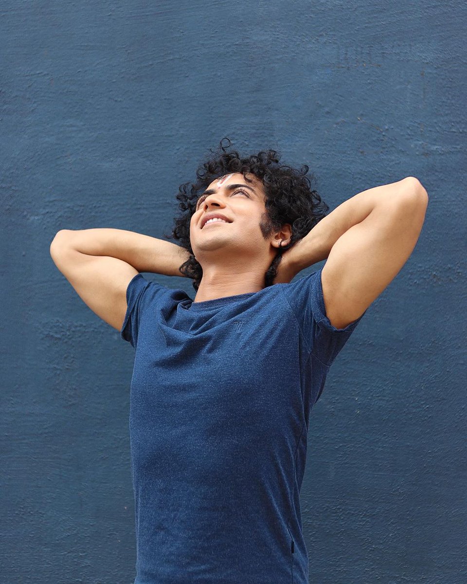 SahaAnandi's tweet photo. Congratulations for 90k Sumedh❤❤❤ waiting for 1M 🙈🙈🙈🙈
#sumedhmudgalkar #sumedhiansforever #sumedhmudgalkarislove #sumedhmudgalkarismylove
#sumedhismycrush
#radhakrishna https://t.co/EddXsA47aY