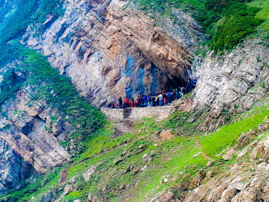 There is cave called "Mata Parvati ganvan guffa" on the otherside of the cave is the holy source of Rudra Ganga ,where devotees perform Pooja of Ganga Maa and Mahadev 