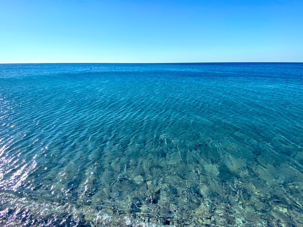 Dicono di Ponente che sappia sciogliere i capelli.