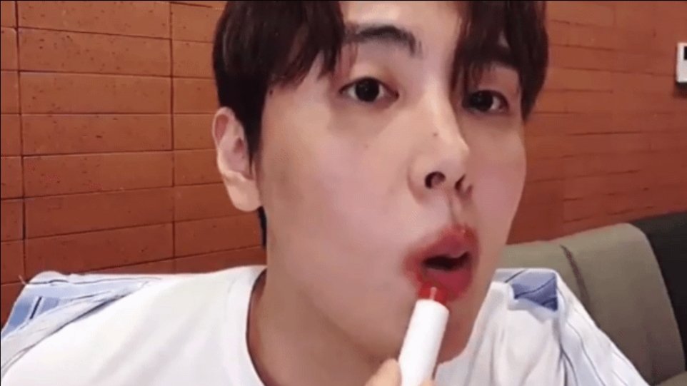 Sf9 being relatable; a thread #SF9  