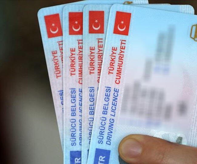 Sayın Bakanımız <a href="/suleymansoylu/">Süleyman Soylu</a> haklı kul hakkına girmeyenler için yani CANA kıymayan ve zarar vermeyenler için #EhliyetAffı istiyoruz. Sayın Cumhurbaşkanım <a href="/RTErdogan/">Recep Tayyip Erdoğan</a> desteklerinizi bekliyoruz.