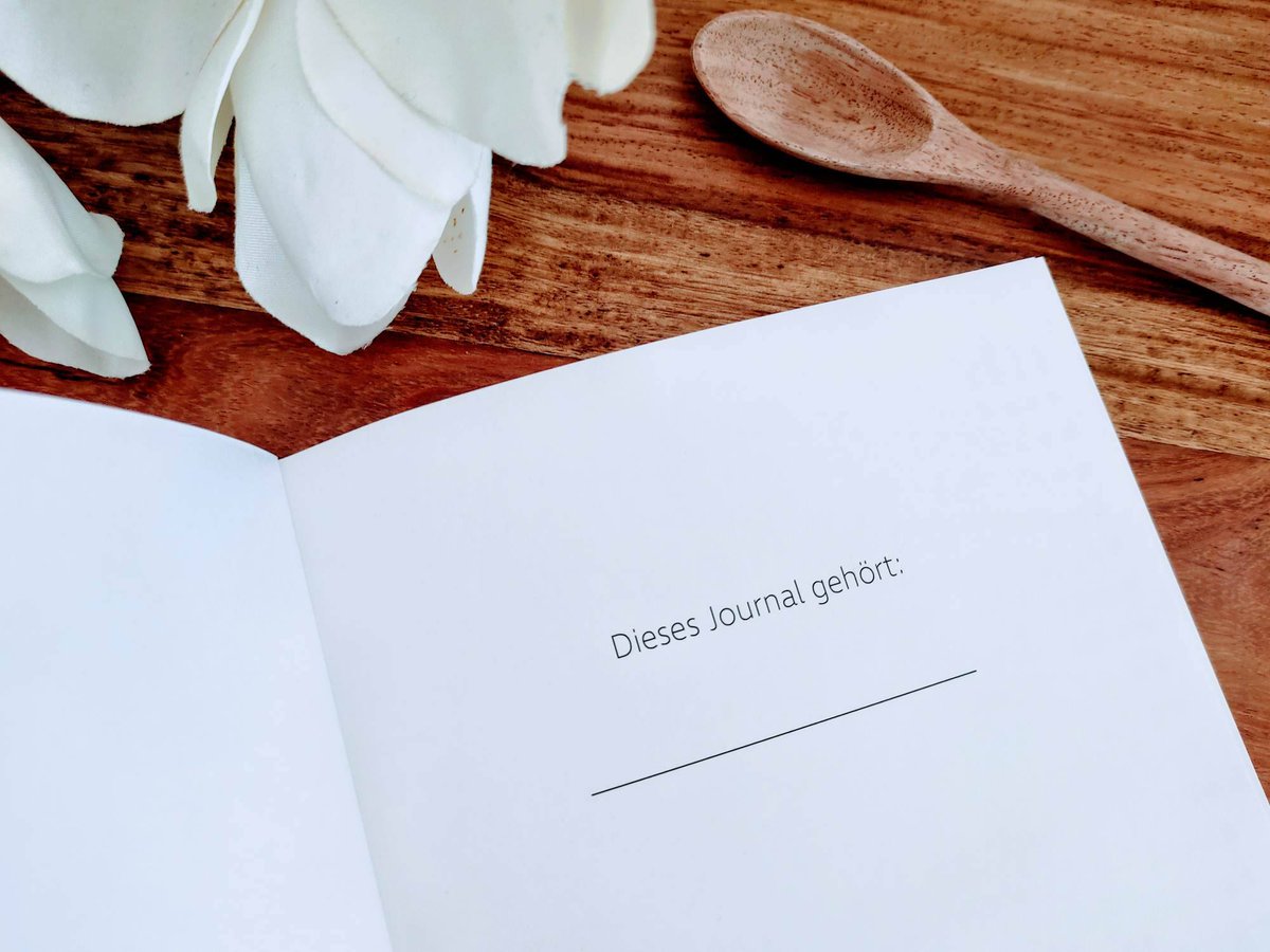 MoodLifeBalance's tweet photo. Individuelles Design &amp; praktische Details machen es perfekt die eigenen Rezepte zu notieren und immer griffbereit zu haben!
https://t.co/9WwQZEp5hh
#Foodie #yummymummy #yummyfood #Rezeptbuch #Rezepte #foodlovers https://t.co/HSeH2ayJHu