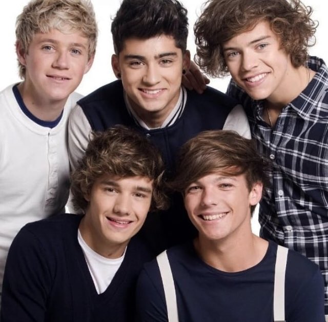 rielleswift's tweet photo. We stan the right Boys💖 #10YearsOfOneDirection #onedirection10years #18MonthsMyAss https://t.co/7pQ2ESREnE