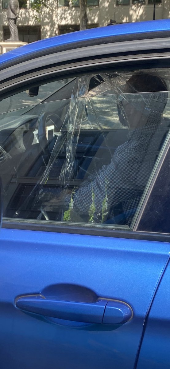 dwesp1's tweet photo. @1350c This is the new @BMW version. How is this safe? How can the driver or (partner) even use his mirrors? @SadiqKhan you’re putting Londoners at risk allowing this to carry on https://t.co/Ac4kvi7HCY