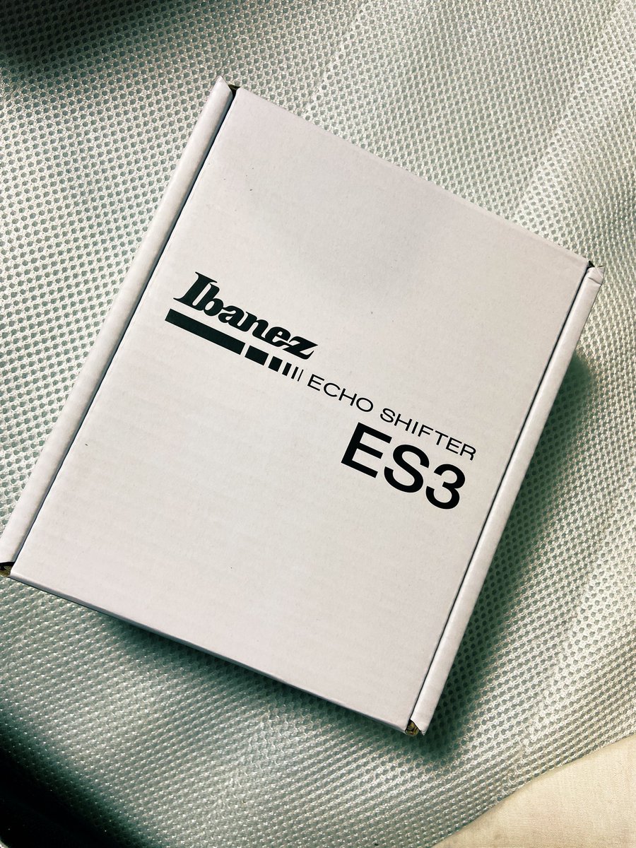 Mr_taki's tweet photo. my new gears…
ついつい見た目で買ってしまった(。・ω・)ノ゙
良くあるアナログディレイモデリングでは無くアナログ(BBD素子)とデジタルがどちらも別々に入ってる珍しいモデルらしいんやけども
アナログディレイの音がしっかりしてて良い感じ♪
発振も面白い(*≧艸≦)
#ibanez
#ES3
#Echoshifter https://t.co/xWu7ooZ7db
