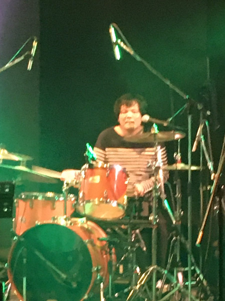 ministudio_kobe's tweet image. チキンジョージで四日間行われた『SPACE DOG! proudly presents “アンダーグラウンド"』にお越し下さった皆さま、有り難うございました！弊社所属バンドのovercoat'sもDay2に出演、14年ぶりのライブも成功！次回オバコのライブは10/24土、大阪Knaveです♪ #オーバーコーツ #オバコ　#overcoats #ovrcts