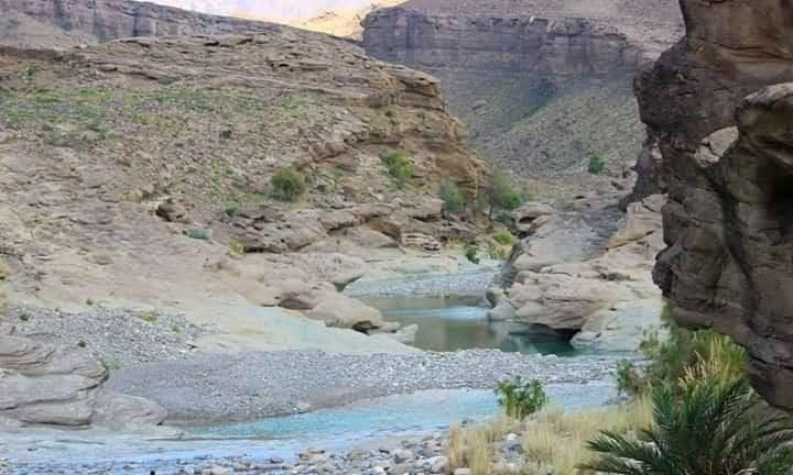 Some Beautiful Picnic Points of Balochistan 13. Nilly Dam Bostan14. Dasht Bolan15. Margha Kibzai Zhob16. Dansar Wadh Khuzdar
