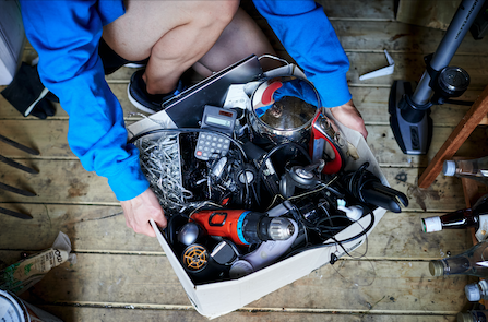 recycleelectric's tweet image. Could your unwanted electricals be passed on or fixed? 

If not, recycling them is the best thing to do. 

Preparing your electricals is as simple as Ask, Bag, Check. Find out more on our website: ow.ly/8omd50AF30P 

Ta da! 

#recycleyourelectricals #dontbinitbagit