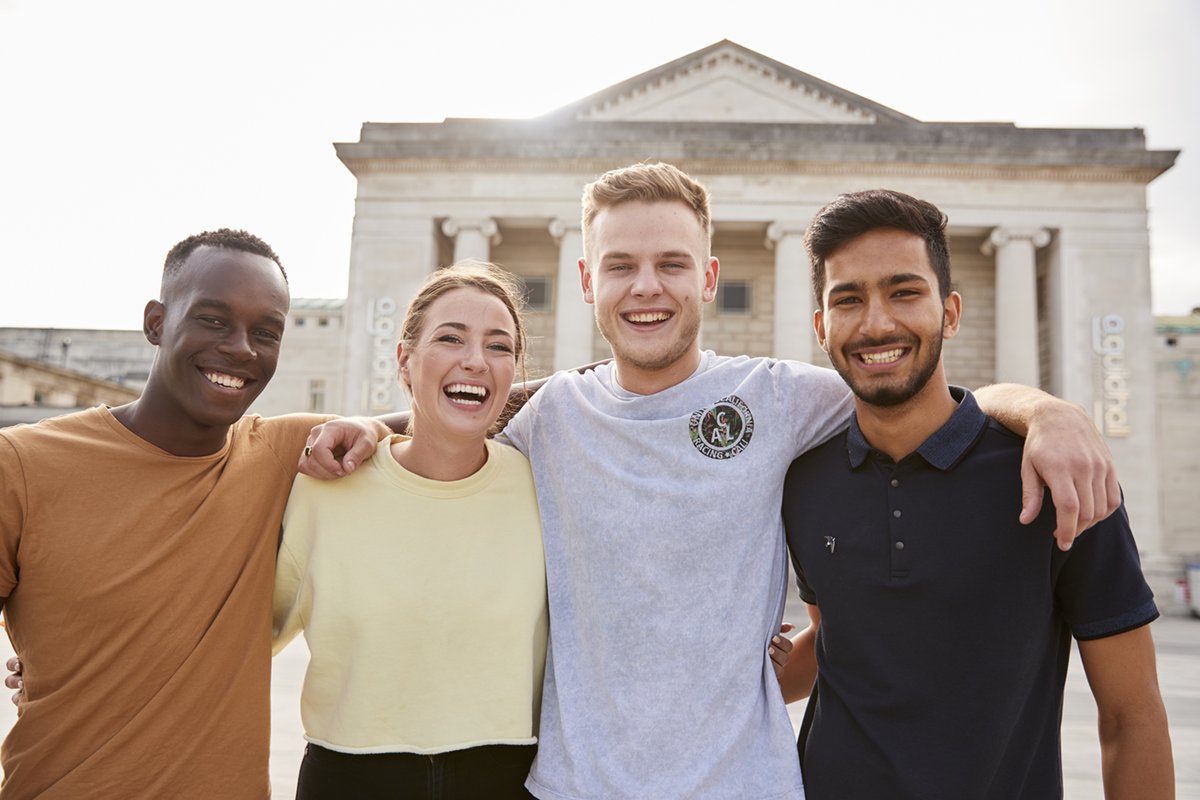 SolentUni's tweet image. Chat to our students.

If you have a question about studying at Solent, or living in Southampton, there's no one better to answer it than our current students. 

Find your #UniBuddy here: ow.ly/RFsq50AFSek

#StudentSupport