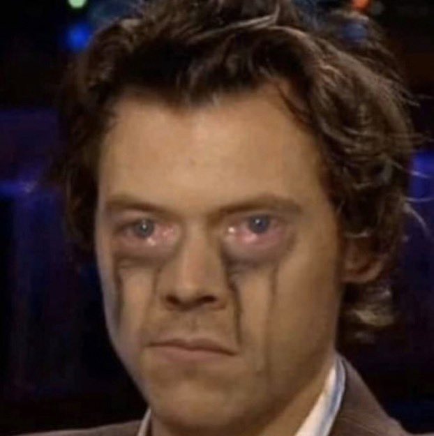 1DrevolutionCL's tweet photo. Bueno y la radio no funcionaaaaaa, siempre lo mismo con este fandom, desde tiempos inmemorables y ya no sé si reír o llorar  #10YearsOfOneDirection https://t.co/w4yxo8sp6z