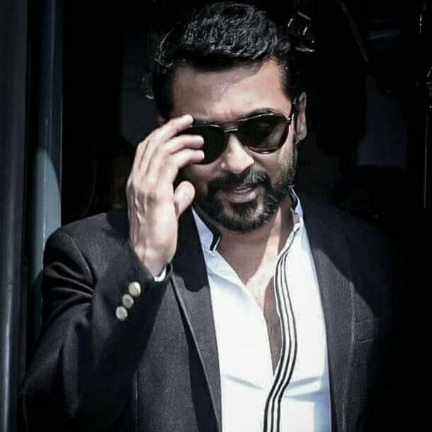 RobinRoshan73's tweet photo. Annaa😍😍😍
#HappyBirthdaySuriya 
@Suriya_offl 
#SooraraiPottru https://t.co/Z6883WR9ar