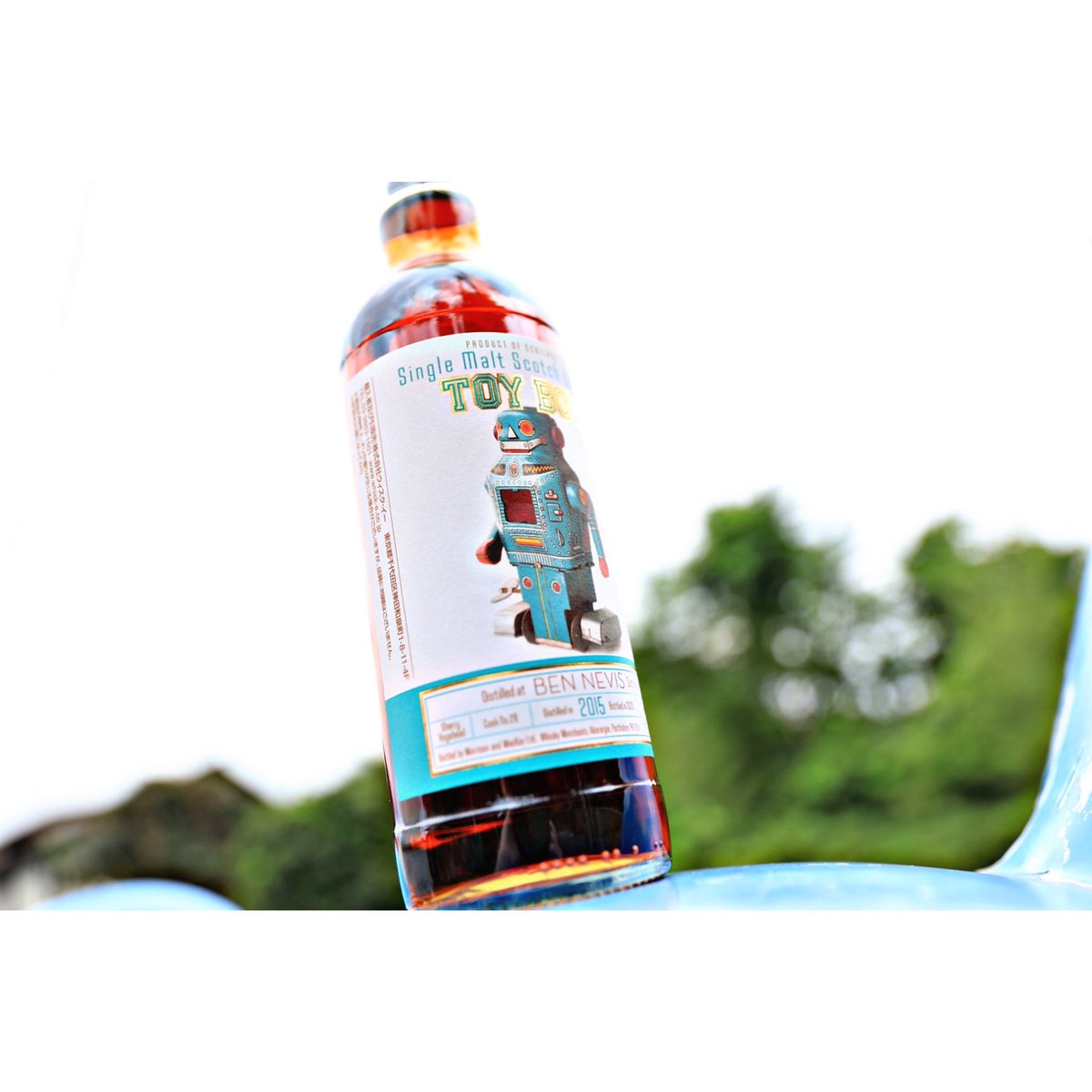 PicsWhiskey's tweet photo. 『TOY BOX BENNEVIS 5yo』
可愛いデザインのこのボトル
集めたくなるシリーズ💫
#TWLC #写真 #photo #whisky #秩父 #ウイスキー #bennevis #whisky #whiskey #homebar #themaltcask
#whiskygeek #whiskeylover
#whiskylover #malt #alcohol https://t.co/UdRs1unsJ6