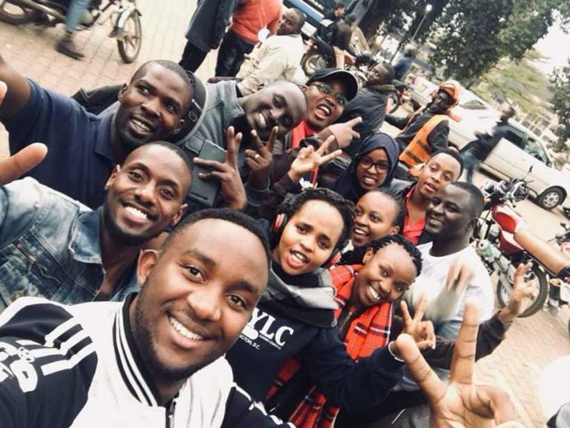 Muragu_Jnr's tweet photo. Our first international project for the 2018-19 Rotary Year to Kampala. Great service new friendships were born to date @RotaractKibuli @RCkigalicity @kanosug #RCKCThrowbackThursday the future we are looking forward to https://t.co/3E8HRBIT7J