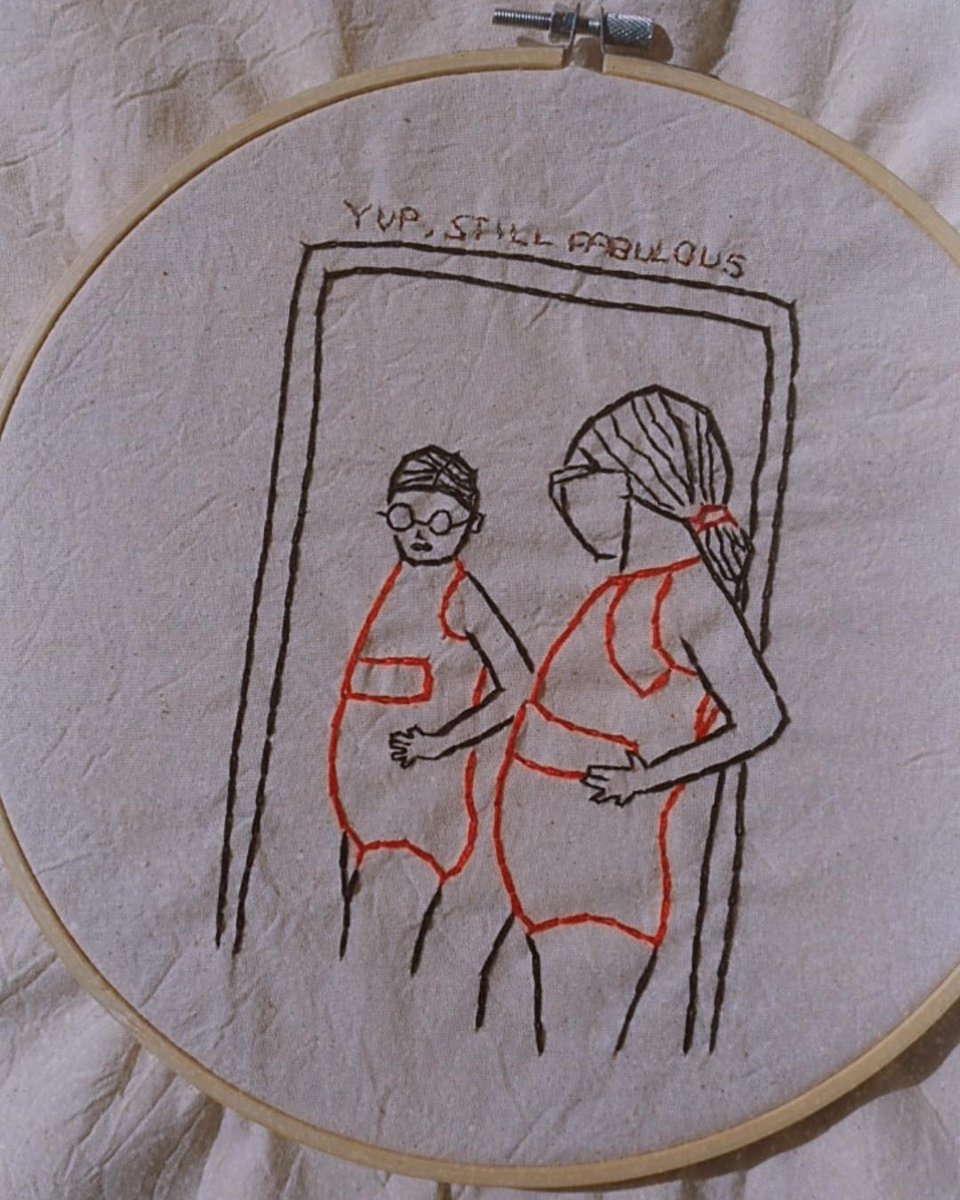 _ainacs's tweet photo. Mai ho havia dit per aquí però faig tote bags (bosses de tela) brodades i personalitzades, així que si algun dia busques un regal original i especial, soy tu chica 🥰🌻🧡 https://t.co/H4JwWtq6Ug