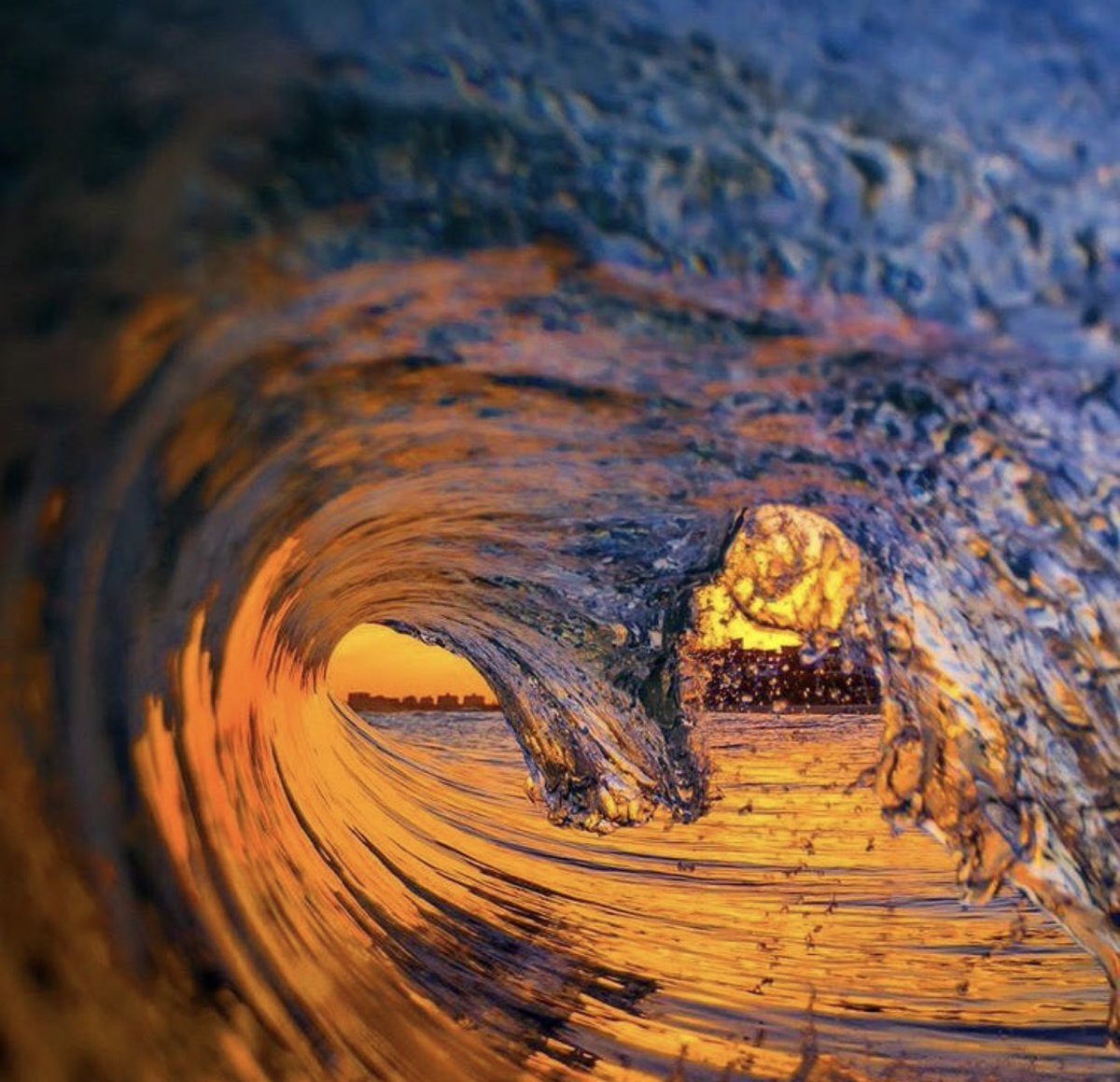 Play Stay Australia tweet media