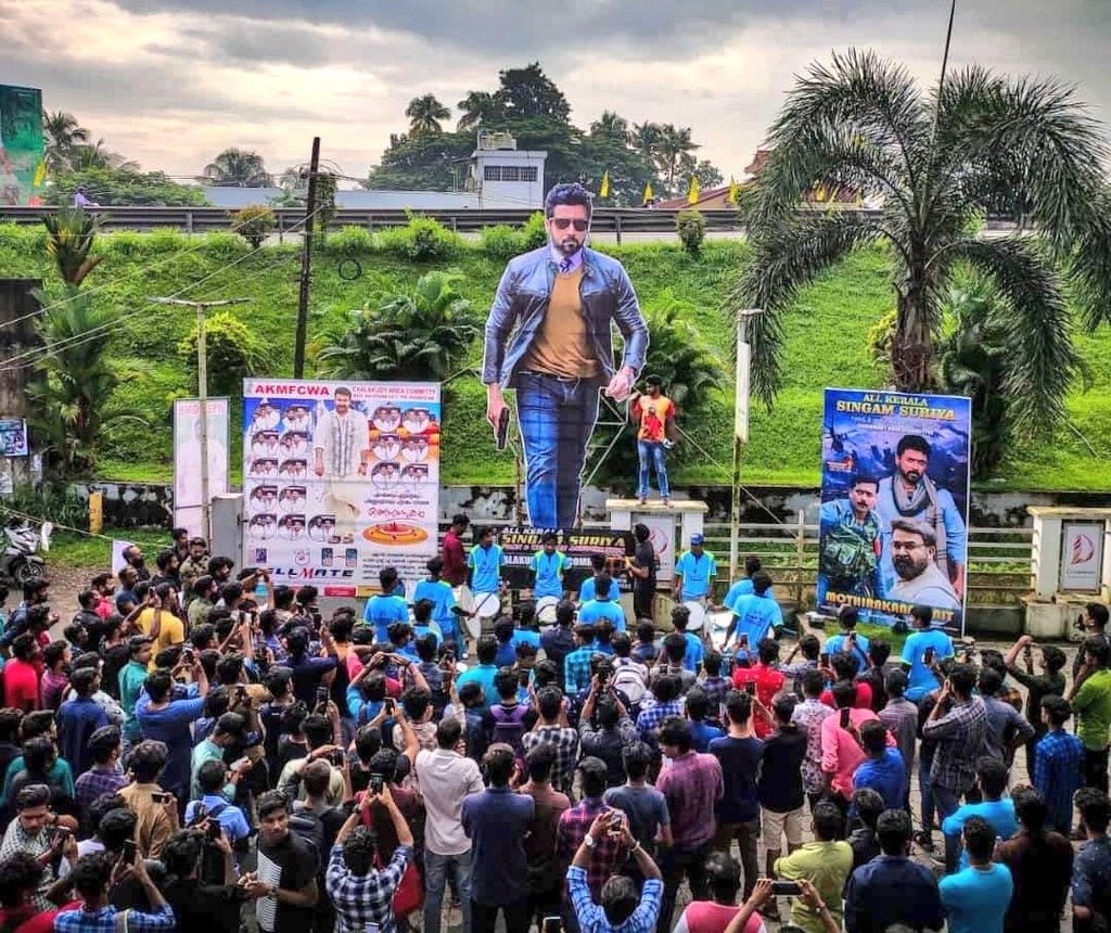 SuriyaFansClub's tweet photo. • Exactly 4 Hours Left 💥🔥

Guys! Tweet maximum... #HappyBirthdaySuriya

@Suriya_offl #SooraraiPottru https://t.co/KX2PuRKxZI