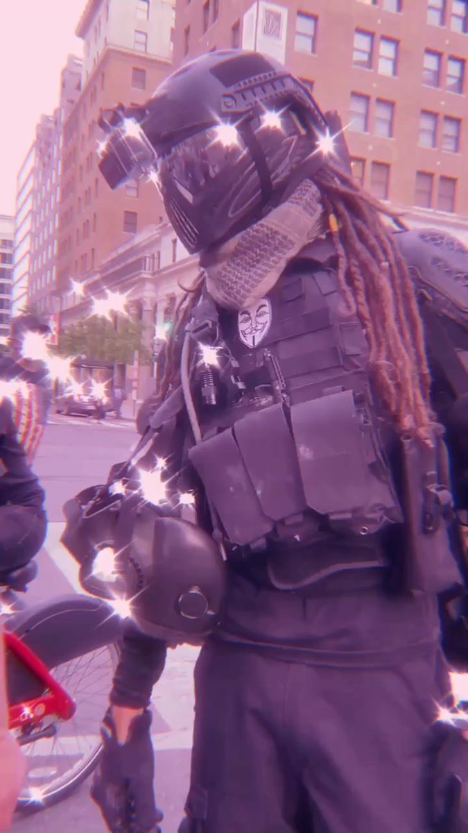 Amber__Gray's tweet photo. Remember this beautiful dude?
I hope he's safe and has drank some water today. 
We miss you #specopsguy 
We miss you https://t.co/AMmB9m8edY