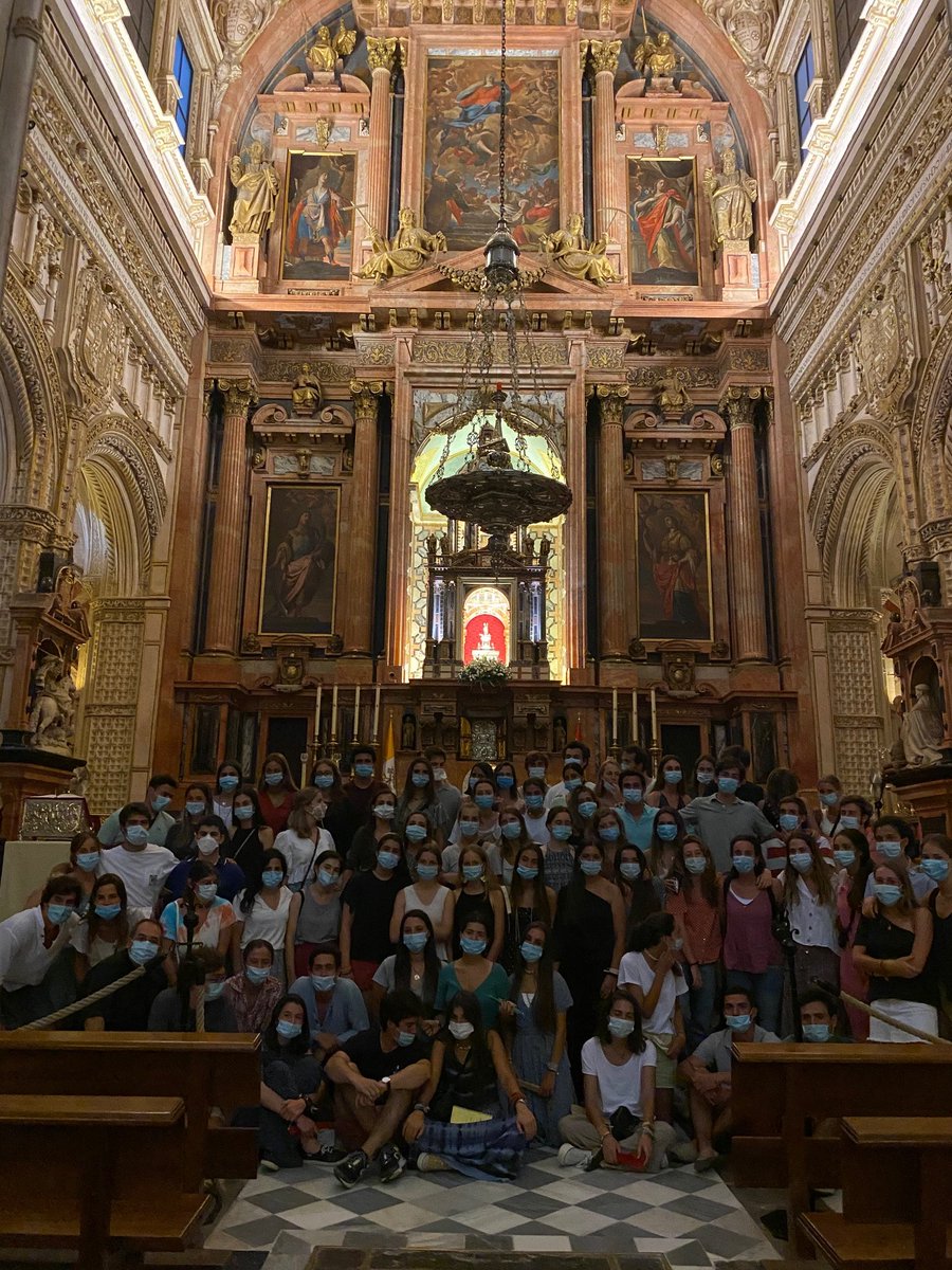 _lavozdecordoba's tweet photo. Los grupos Hakuna visitan la Catedral de Córdoba
https://t.co/xaB8XJhGrW @CabildoCordoba @diocesiscordoba @ObispoDemetrio @NatiGavira @AgustinJurado @jjjgueto https://t.co/YcUvtSN0zJ