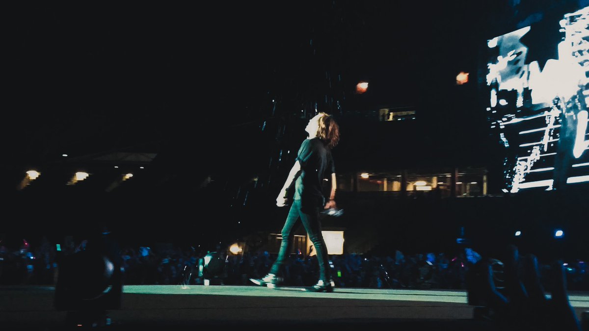 hidyeyat's tweet photo. Managed to salvage old #OTRASG photos from my Google Photos. I thought I’ve lost all my photos&videos from otra but I found it!!
#10YearsOfOneDirection https://t.co/Wy8EKKQG62