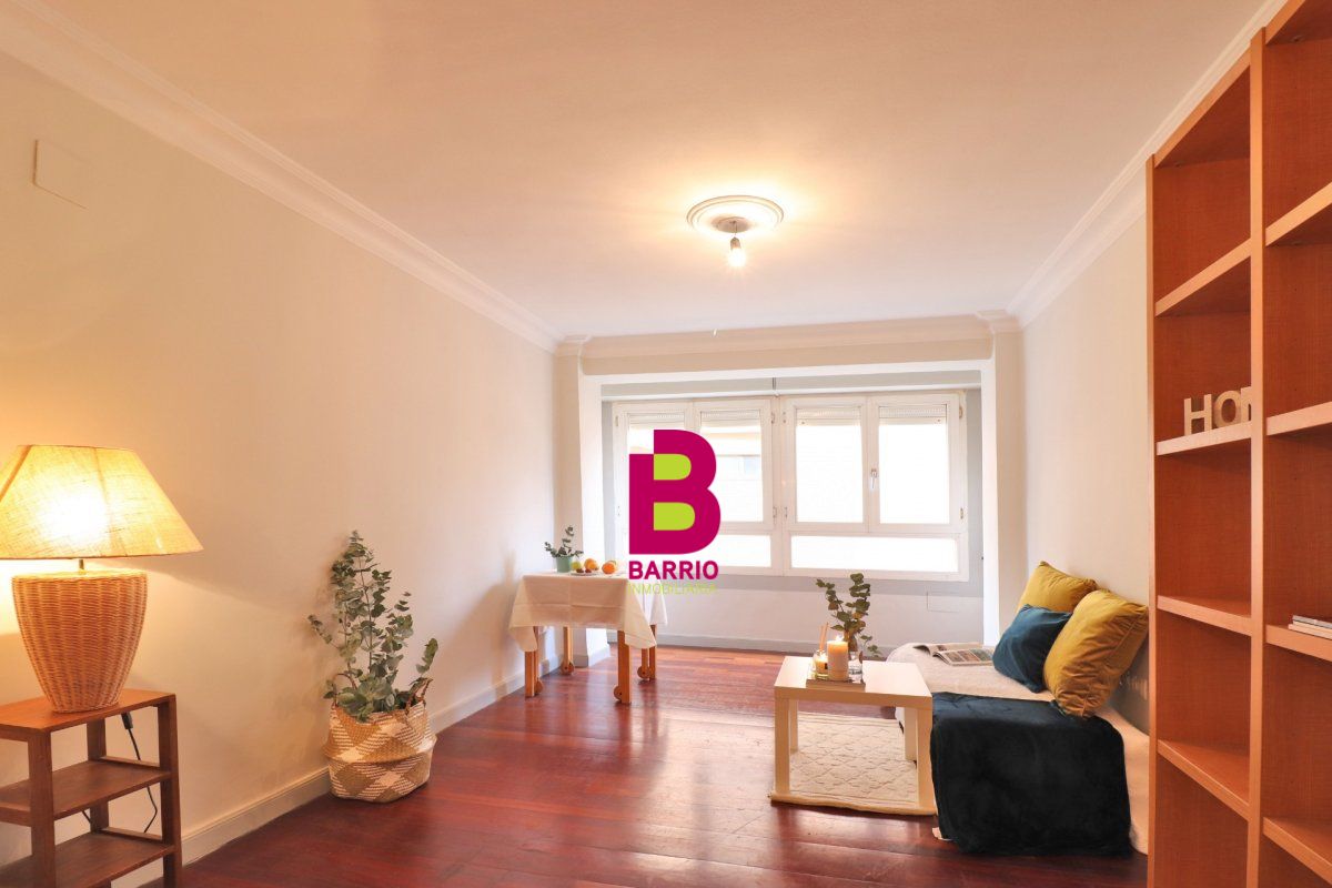 ibarrio's tweet photo. #Piso en #Venta en #Santander, #Cantabria
Precio: 119.000€ 

Ubicada en la Calle Vista Alegre
Superficie: 80m2

3🛏1🛁
Salón+Cocina+Ascensor
Hay escaleras mecánicas en la calle paralela

#InmobiliariaBarrio
942 844 145

https://t.co/MPBwV8H7nL 

#Oportunidad #Inversion #Pisos https://t.co/NwreU8pzuh