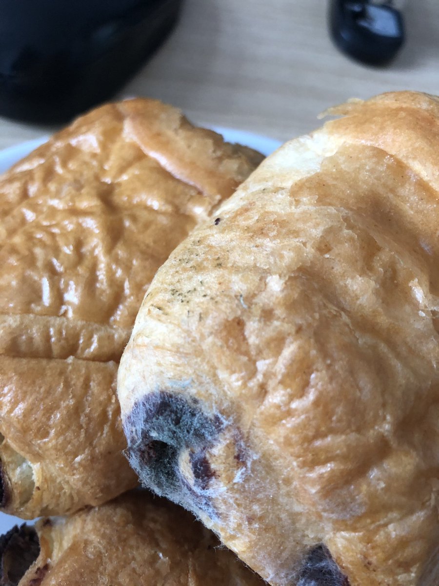 deliahdee's tweet photo. @sainsburys Bought these from Sainsburys Regent Rd Salford petrol station this AM didn’t notice 30 June exp date...its the 23 July....disgusted https://t.co/rdBuXVesH9
