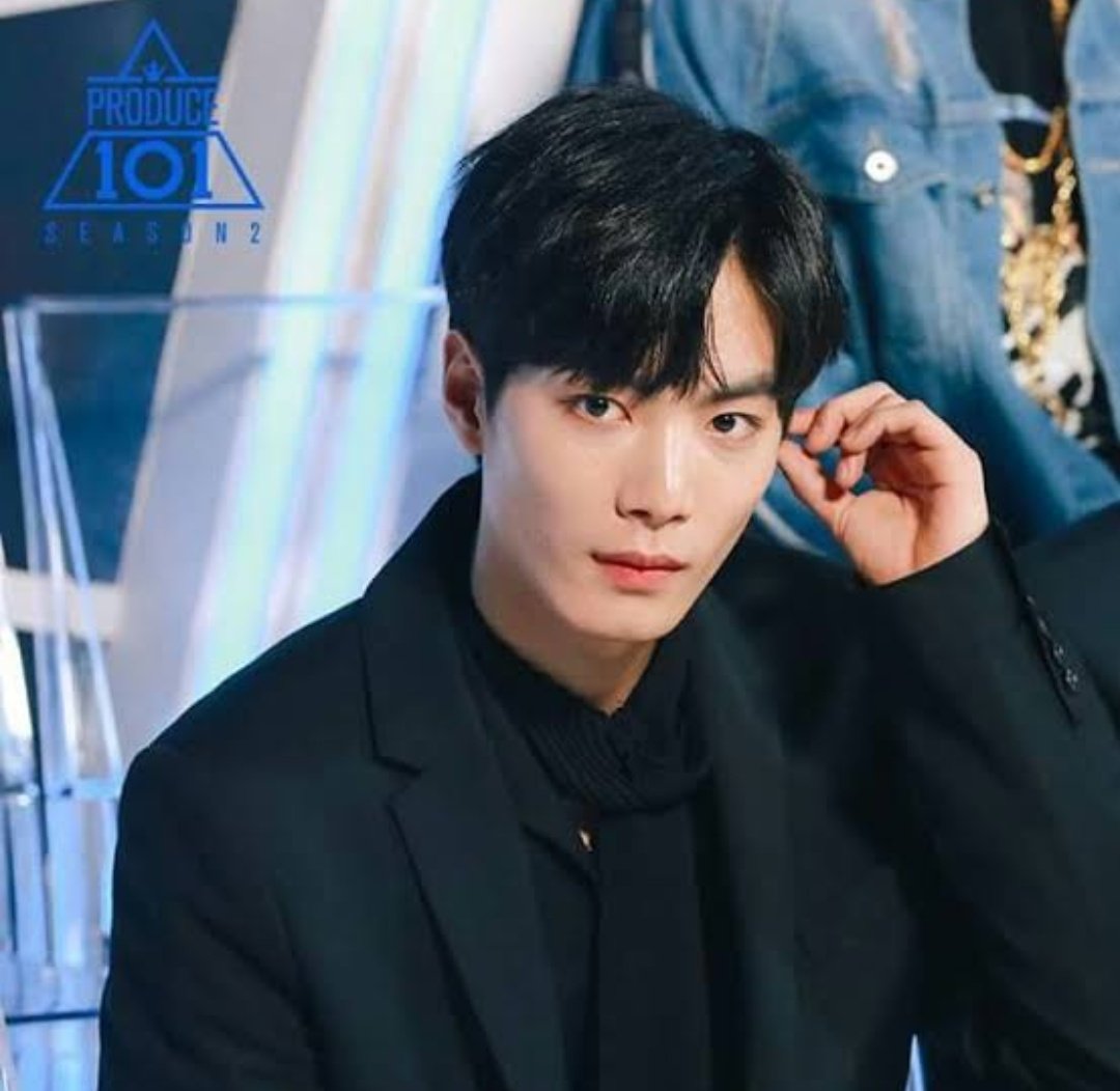 i_aroundyou's tweet photo. DUGAAN KU TIDAK SALAH.. EMANG MEREKA BERDUA KESAYANGAN AKU..
😭😭🙏💙💙

#ZeePruk #ZunShine #JRNUEST #AcrossTheGalaxyFanMeet https://t.co/EibQR7tlEc