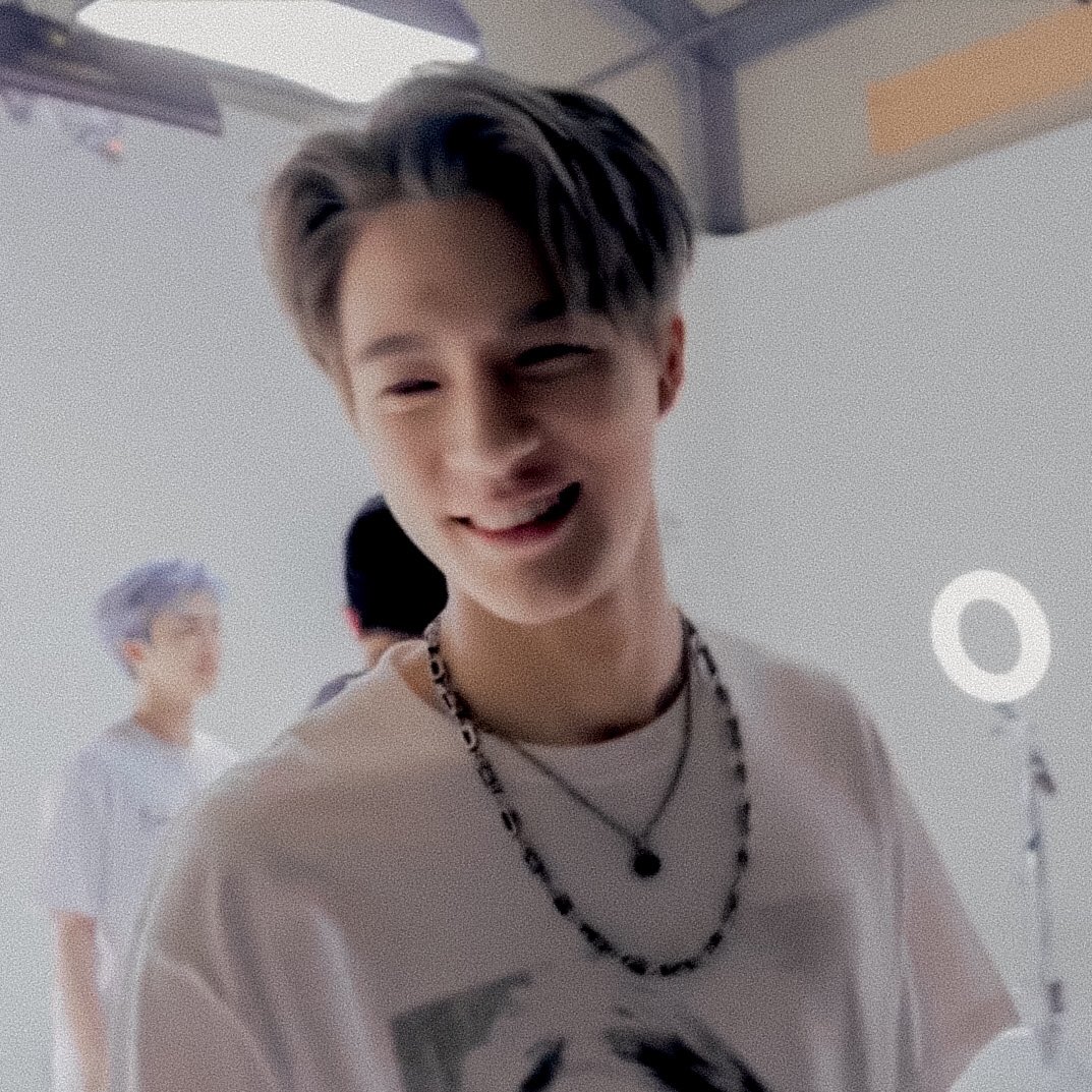 𝙢𝙖𝙙𝙡𝙮 𝙞𝙣 𝙡𝙤𝙫𝙚 𝙬𝙞𝙩𝙝 𝙟𝙚𝙣𝙤 🥑 tweet media