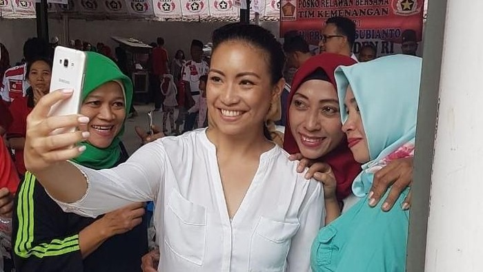 6. Sara, keponakan Prabowo (ca-Walikota Tangsel)