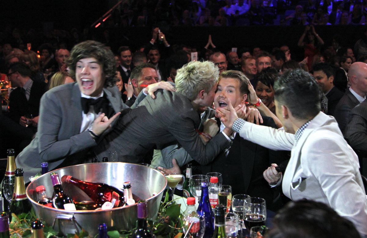 BRITs's tweet photo. 📸✨ We'll leave you with these hilarious pics for you to save 😂 But it's safe to say @onedirection have provided us with lots of special moments over the years ☺️ Let us know what your fave EVER 1D moment is! 

#10YearsOfOneDirection https://t.co/6dr0wkJJGt