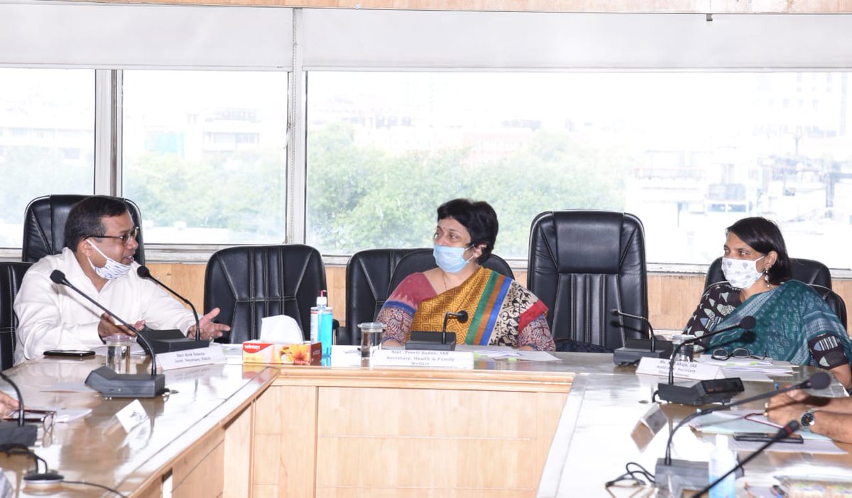 NACOINDIA's tweet photo. Ms.Preeti Sudan,Sec.(HFW) chaired meet ‘Maintaining &amp; Augmenting Nat AIDS Response during COVID Pandemic’ to review progress of indicators enhancing HIV response during COVID &amp; future actions to achieve 2030 trgt #EndofAIDS
@drharshvardhan @MoHFW_INDIA @PMOIndia @Winnie_Byanyima https://t.co/S2320wTq75