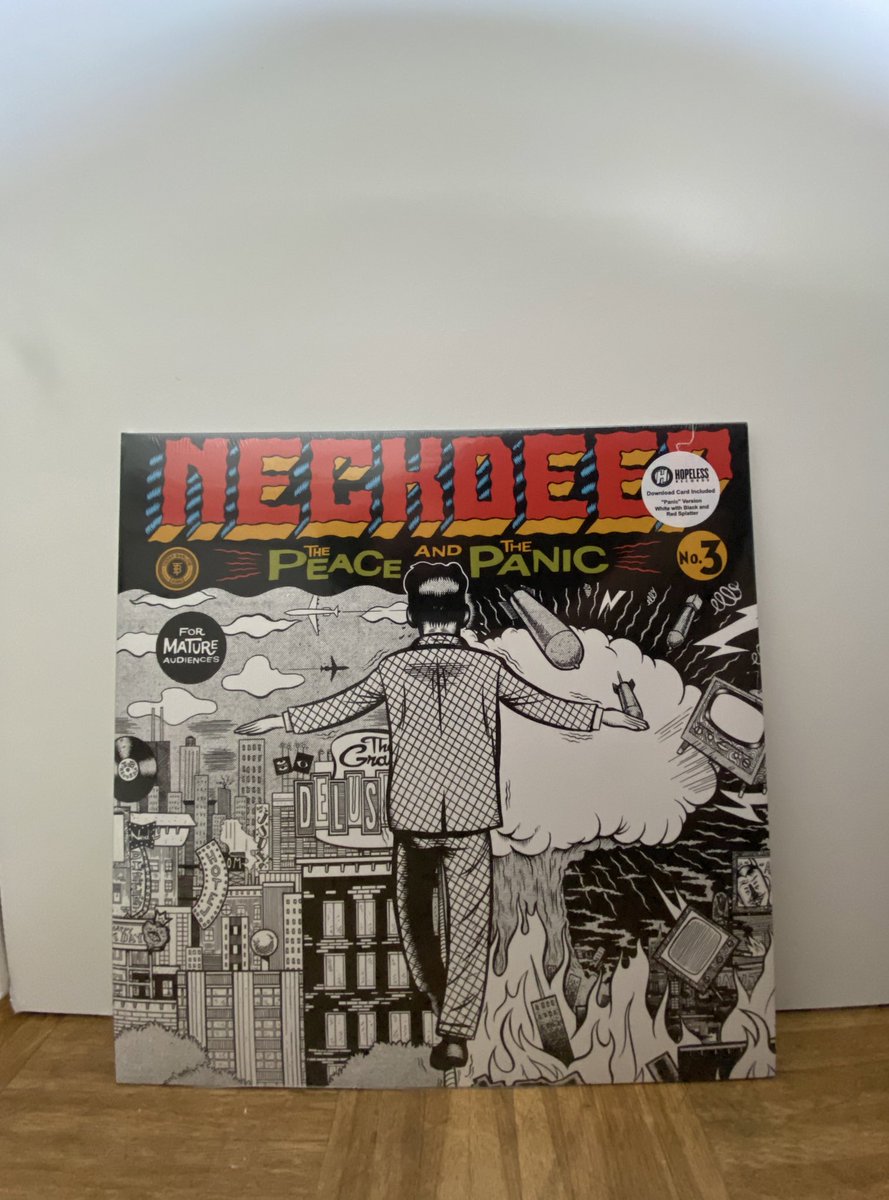 _batterivoltas's tweet image. In honor of the release of “All Distortions Are Intentional” I’m doing a giveaway (europe only)

rt to enter and I will chose 3 random people to each get one of these items

-ADAI cassette in green
-ADAI cassette in blue 
-TPATP vinyl

all items are brand new as well
good luck🍊