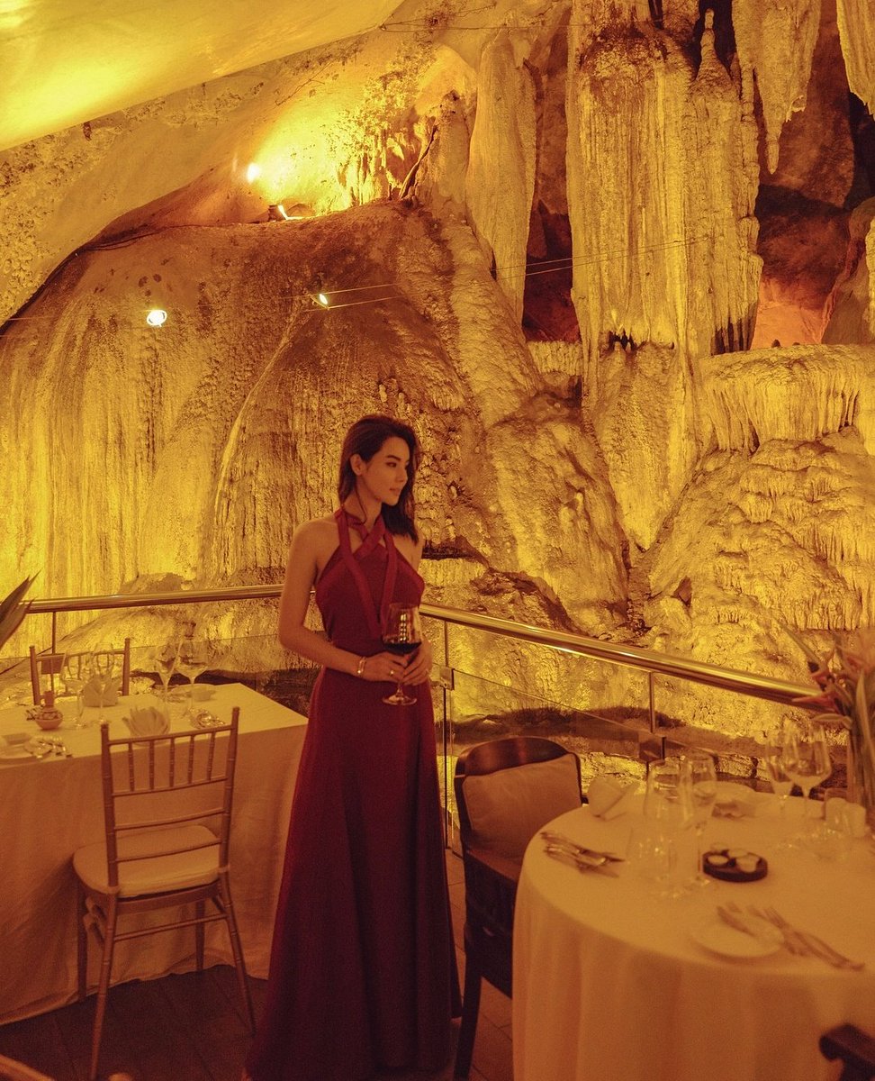 Jomkitamy's tweet photo. [ JomKitaPergi ] - Restoran Dalam Gua Di Ipoh Sesuai Untuk Mereka Yang Mahukan Suasana Makan Yang Romantik!!! 😍 #JomKita
.
Lokasi 📍: Jeff's Cellar, The Banjaran Hotsprings, Ipoh, Perak https://t.co/rRQElxMALF