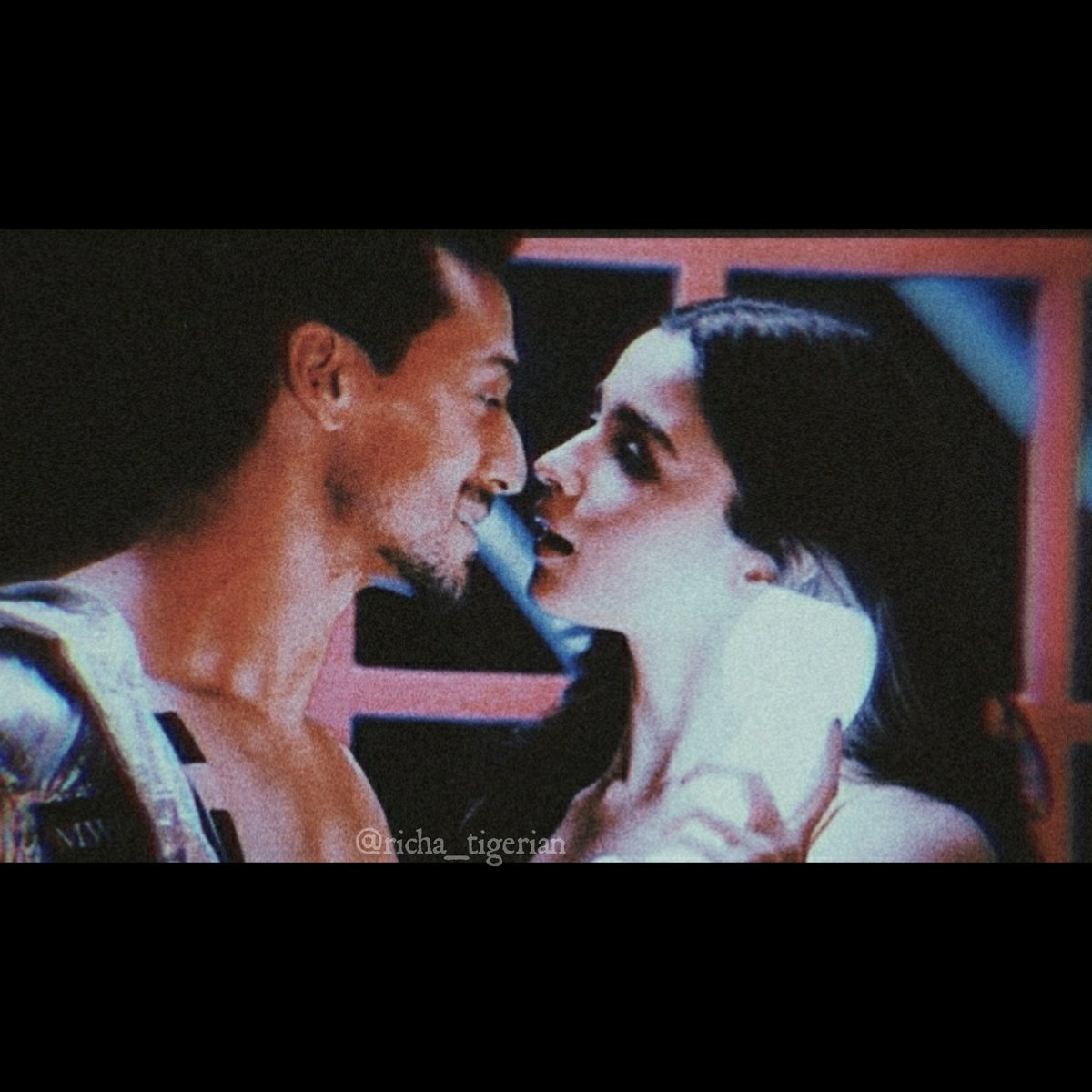 richa_tigerian's tweet photo. #ThrowbackThursday #HookUpSong #TigerShroff #AliaBhatt #StudentOfTheYear2 #tigerians #bollywood https://t.co/7tCE2wvP1w