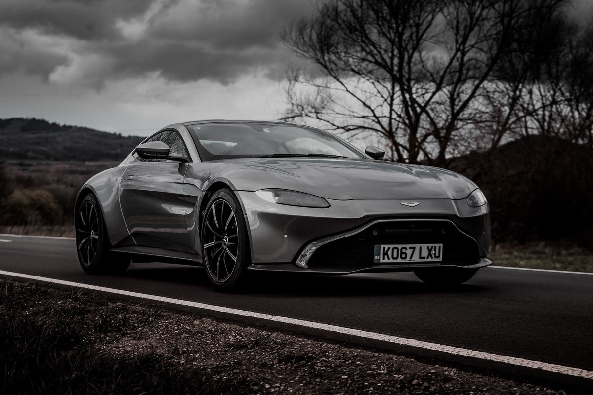 astonmartin's tweet photo. Vantage’s distinctive presence is beautiful.

📸Serge Falk

#AstonMartin #MakeEveryDriveCount #BeautifulWontBeTamed https://t.co/vWRp6ZrKqW