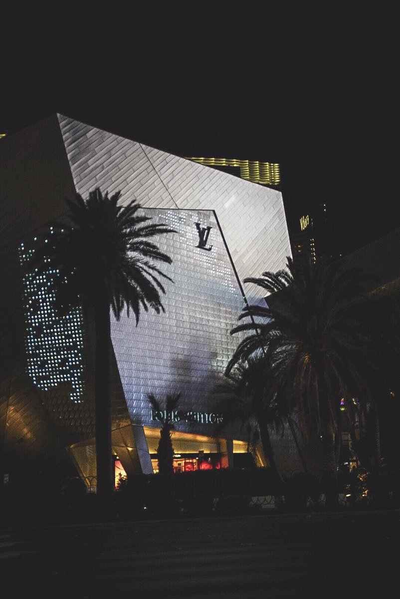 KhyleWithaH tweet media