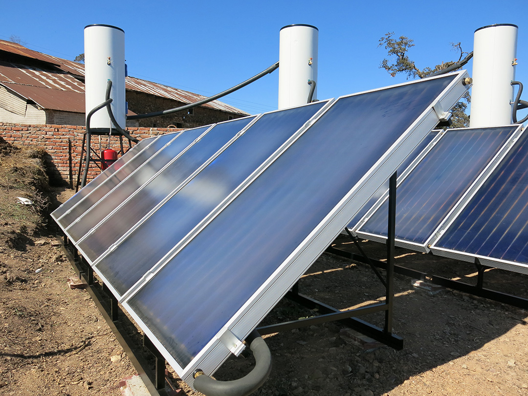 HammyMillionsun's tweet photo. Millionsun split forced circulation solar water heating system flexibly integrates flat plate collectors, water tanks and control system, forming a heating system with closed loop forced split circulation.
#solarwaterheatingsystem #solarenergysystems https://t.co/nYSdLU5QRF
