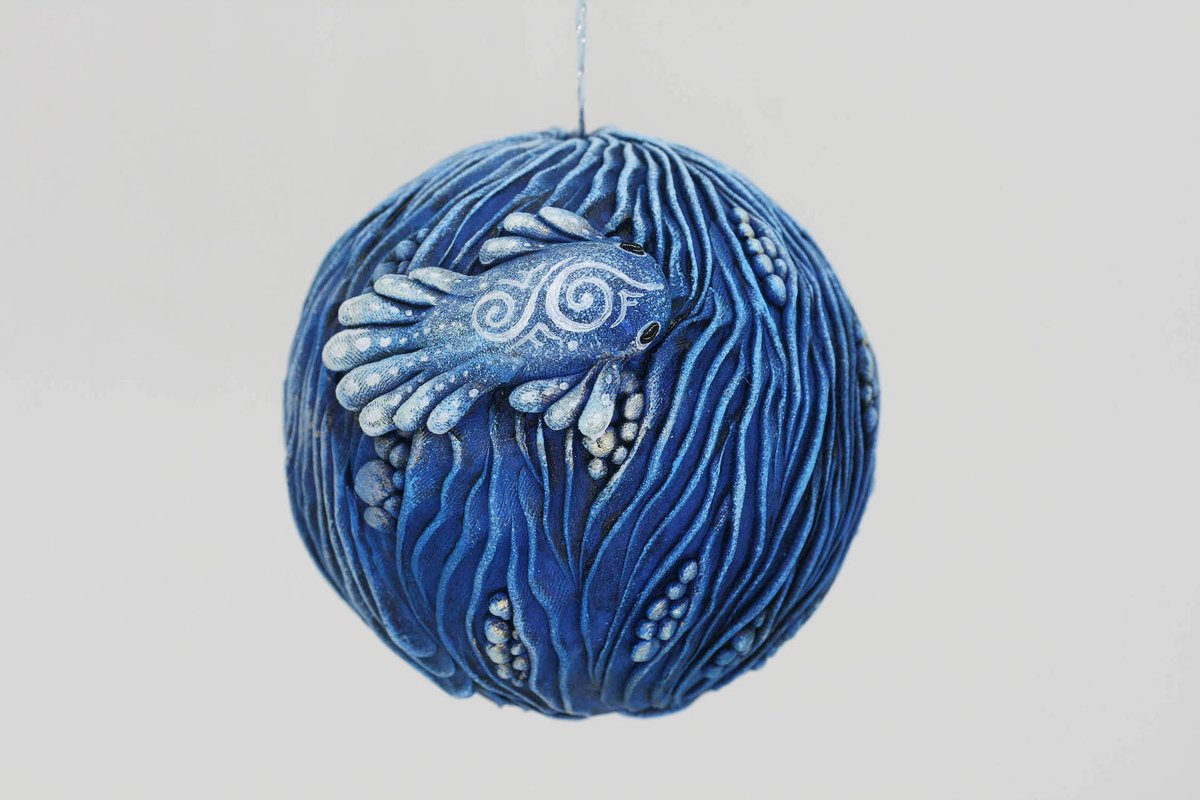 rainbowmarleo's tweet image. Every creature I sell can invade biospheres, replacing all the beings by their replicas. But it affects DNA-based life only... You are DNA-based?! Oh. I offer a discount.

#alieninvasion #weirdcreature #alienfish #forbiddenfruit #clayfruit

etsy.com/shop/RainbowMa…
Price: 23-34$