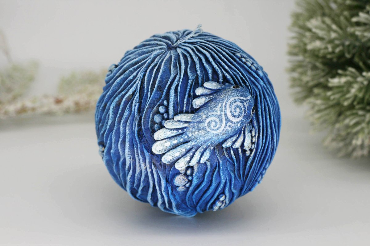 rainbowmarleo's tweet image. Every creature I sell can invade biospheres, replacing all the beings by their replicas. But it affects DNA-based life only... You are DNA-based?! Oh. I offer a discount.

#alieninvasion #weirdcreature #alienfish #forbiddenfruit #clayfruit

etsy.com/shop/RainbowMa…
Price: 23-34$